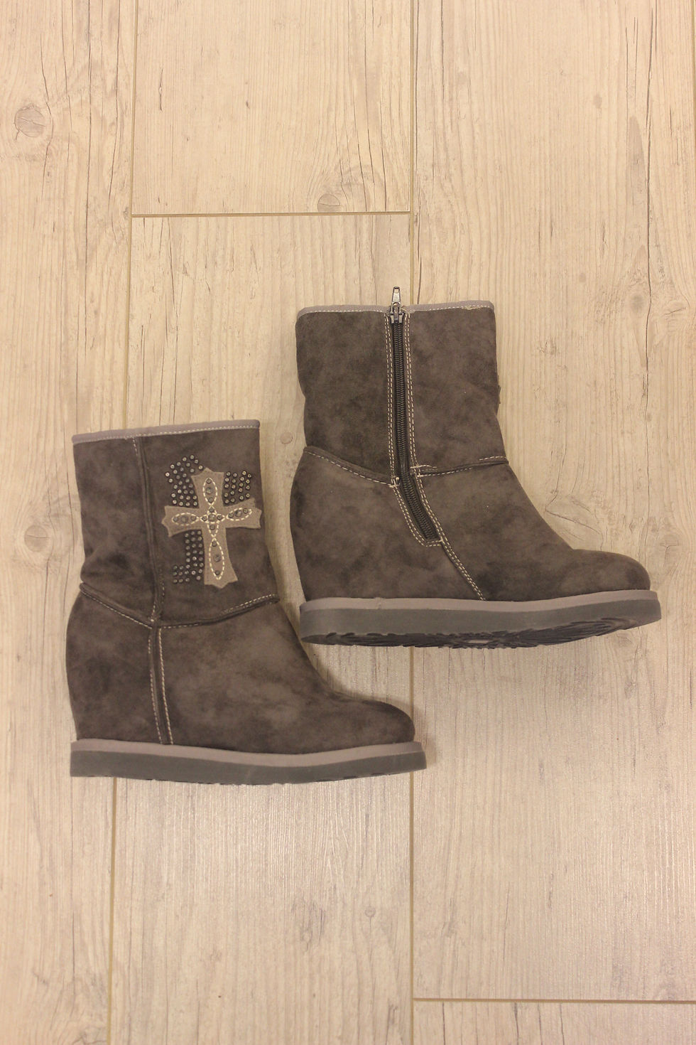 Thumbnail: NIEUW Young Spirit grijze laarsjes maat 39