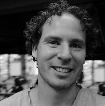 Andrew-James-Segrave - zwart wit afb.jpg