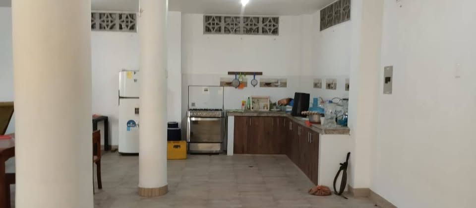 Thumbnail: OPORTUNIDAD ÚNICA – CASA AMOBLADA EN ARRIENDO EN  BANDERAS 🌐 www.bresmeraldas.c