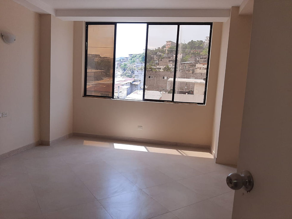 Thumbnail: VENTA O RENTA EDIFICIO EN CENTRO DE ESMERALDAS PARA EMPRESA. RENTA O VENTA