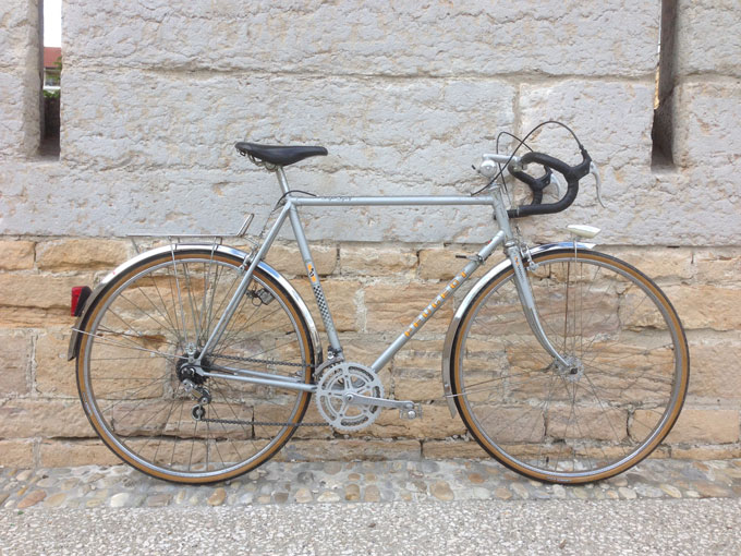 comment gonfler pneus bicyclette peugeot 103