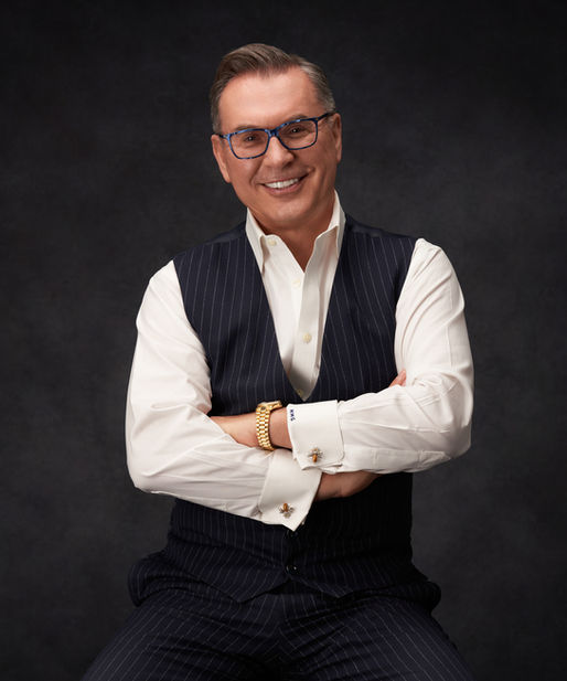 Business Headshots & Corporate Portraits
Industrial & Branding Photography
Acting Headshots
Personal Branding Headshots
Portrait d'affaires