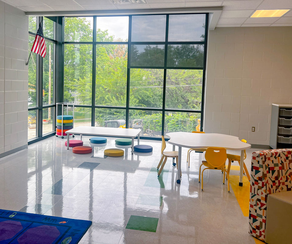 Elementary classroom with student tables and seating. Furniture and design by Duet Resource Group.