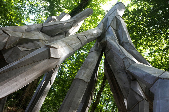 WEAVE.X installation – interwoven steel rods forming concrete formwork