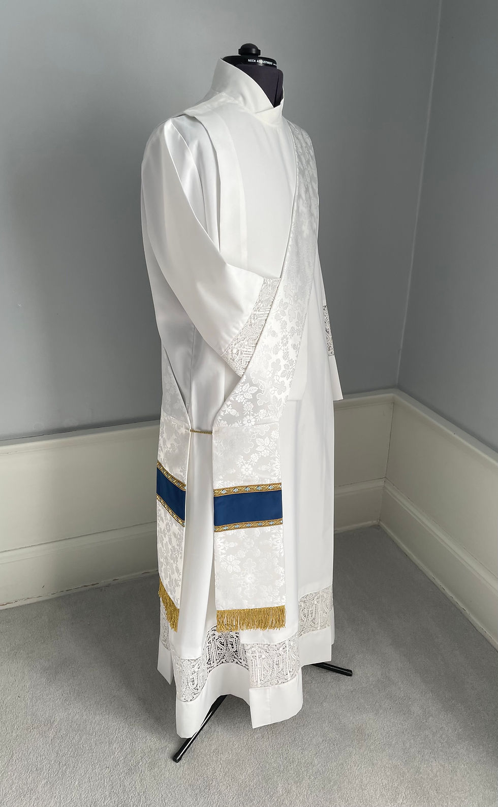Thumbnail: Mary Mother of the Good Shepherd (Dalmatic)