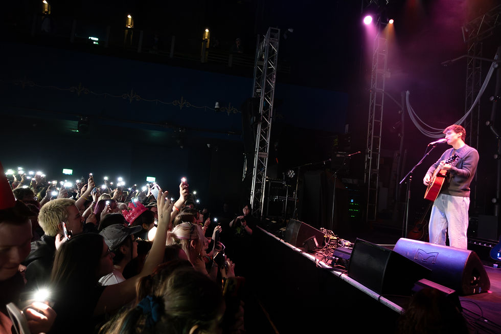 Calum Bowie opening for James Marriott at o2 Academy Leeds with an acoustic set 5/11/25.