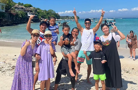 totibalitourfamilyshot