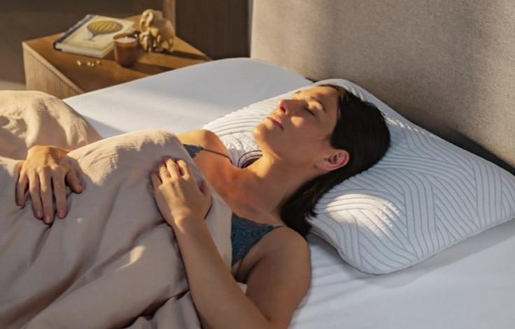 Miniature : Oreiller ergonomique pour dormir sur le côté