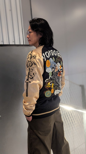 BOIS BOIS LMD スカジャン L リバーシブル 金 銀 黒 髑髏 BOIS BOIS LMD スカジャン L リバーシブル 金 銀 黒 髑髏