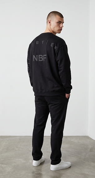 ESSENTIAL Crew Jumper