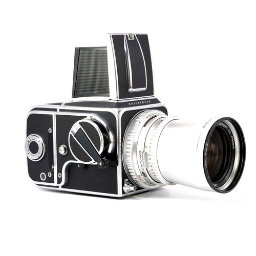 Hasselblad 500C/M Chrome with Carl Zeiss Distagon 50mm 1:4 T