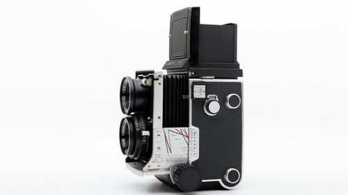 Mamiya C220 Pro Medium Format TLR Film Camera with -1:2.8 80mm