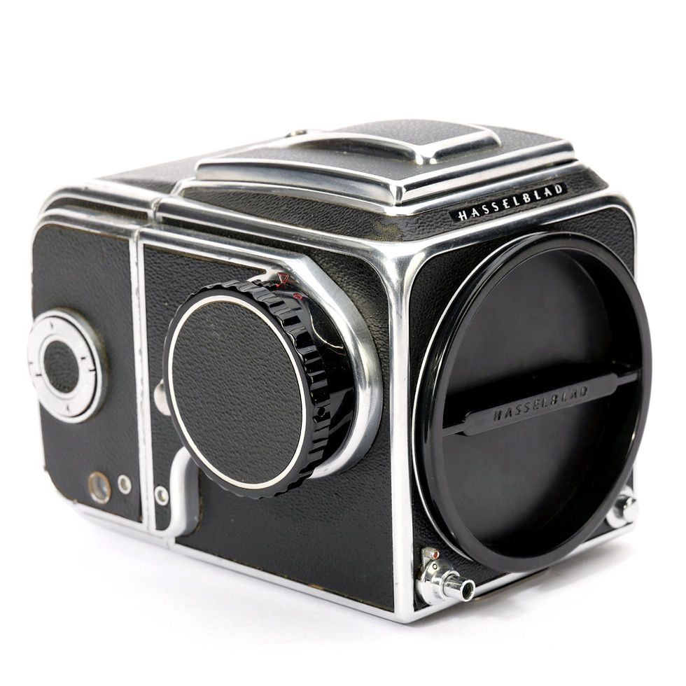 Thumbnail: Hasselblad 500C Camera (Silver) – Body Only + 12 Frame Back