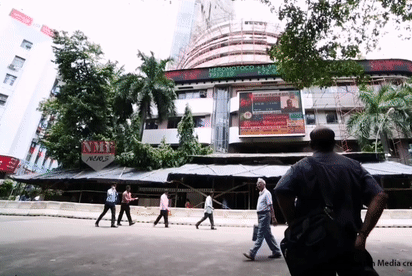 Market Closing- The Daily Episode Network