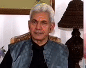 J&K LG Manoj Sinha flags off first batch of pilgrims for Amarnath Yatra-  The Daily Episode Network