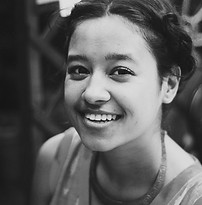 Aqui Thami-v2bw.jpg