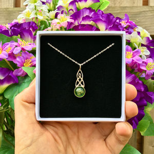 celtic-memorial-pendant-with-cremation-ashes