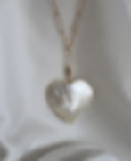 Miniatură: The Love Chain