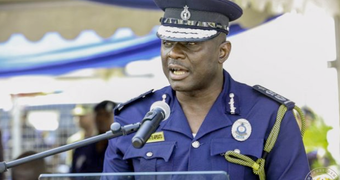 6 police officers caught taking money from drivers in trouble