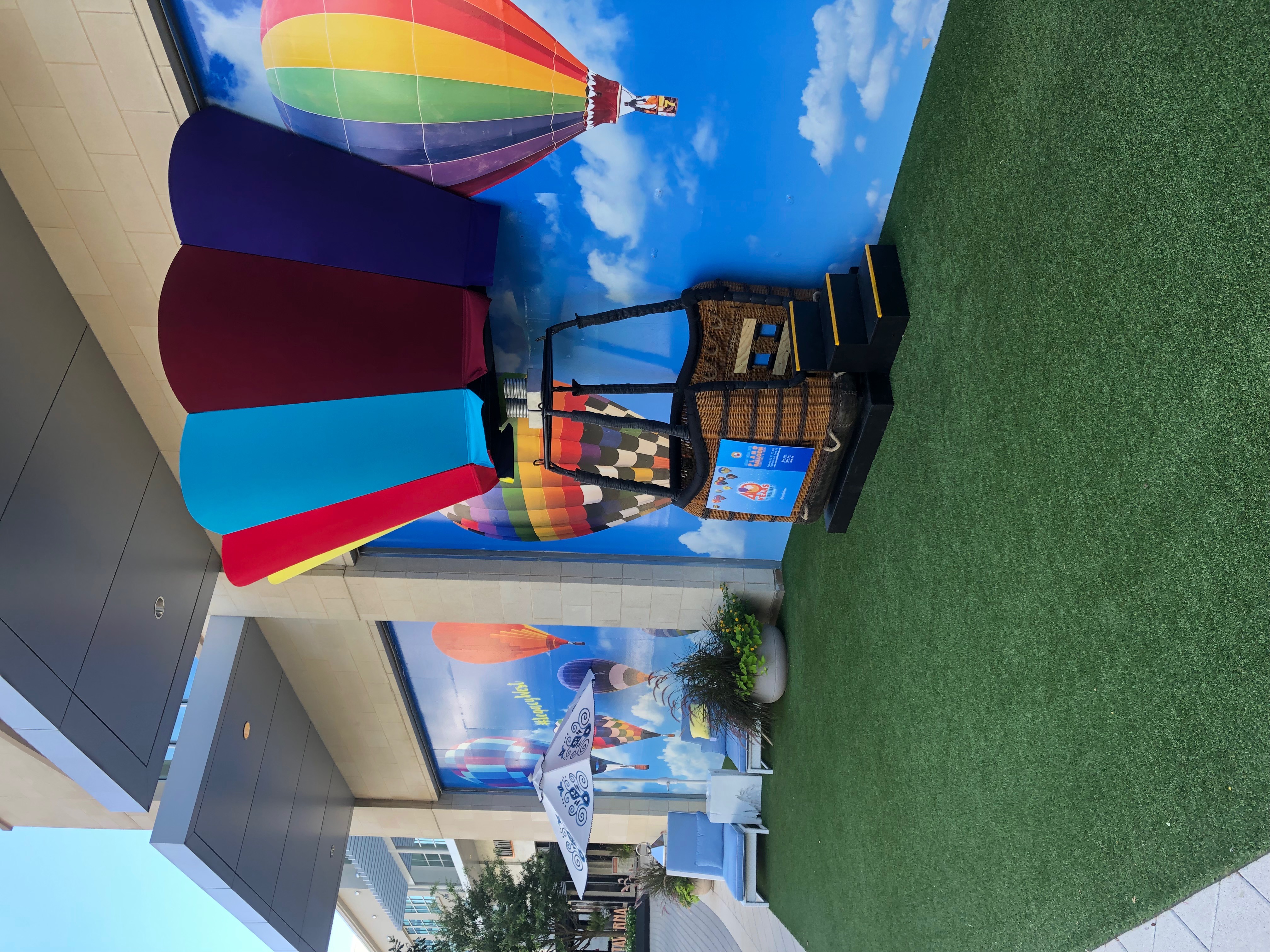 Balloon Selfie Station