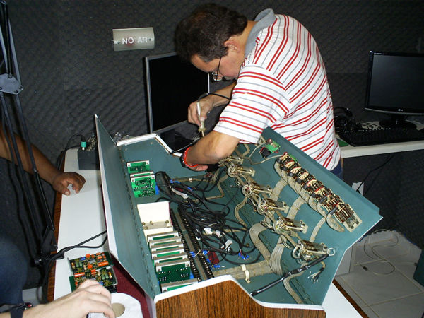Reforma da mesa Console
