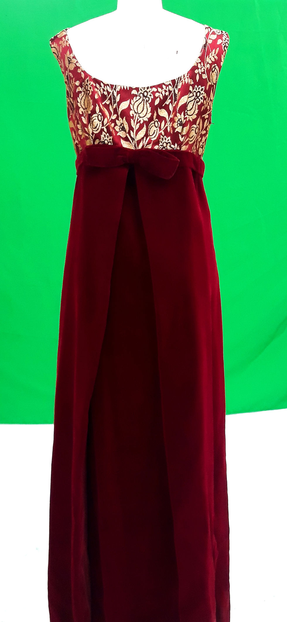 Thumbnail: Vintage Velvet & Metallic Brocade Evening Gown