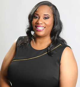 Danielle Diaz headshot.jpg