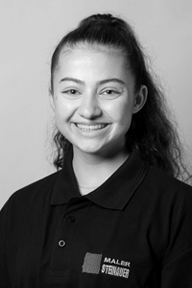 Aninna Humm - Maler Steinauer GmbH