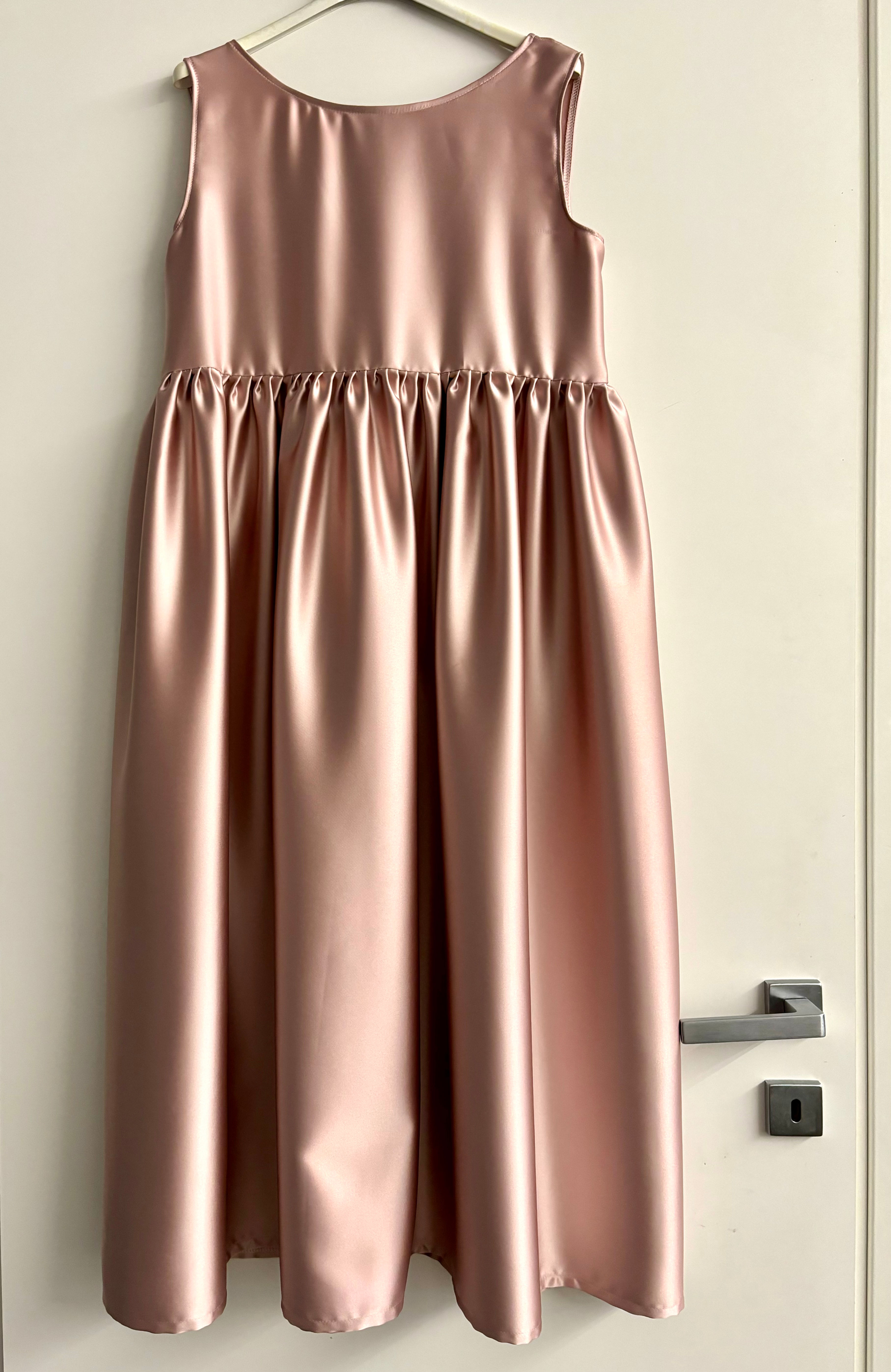 Abito raso rosa antico