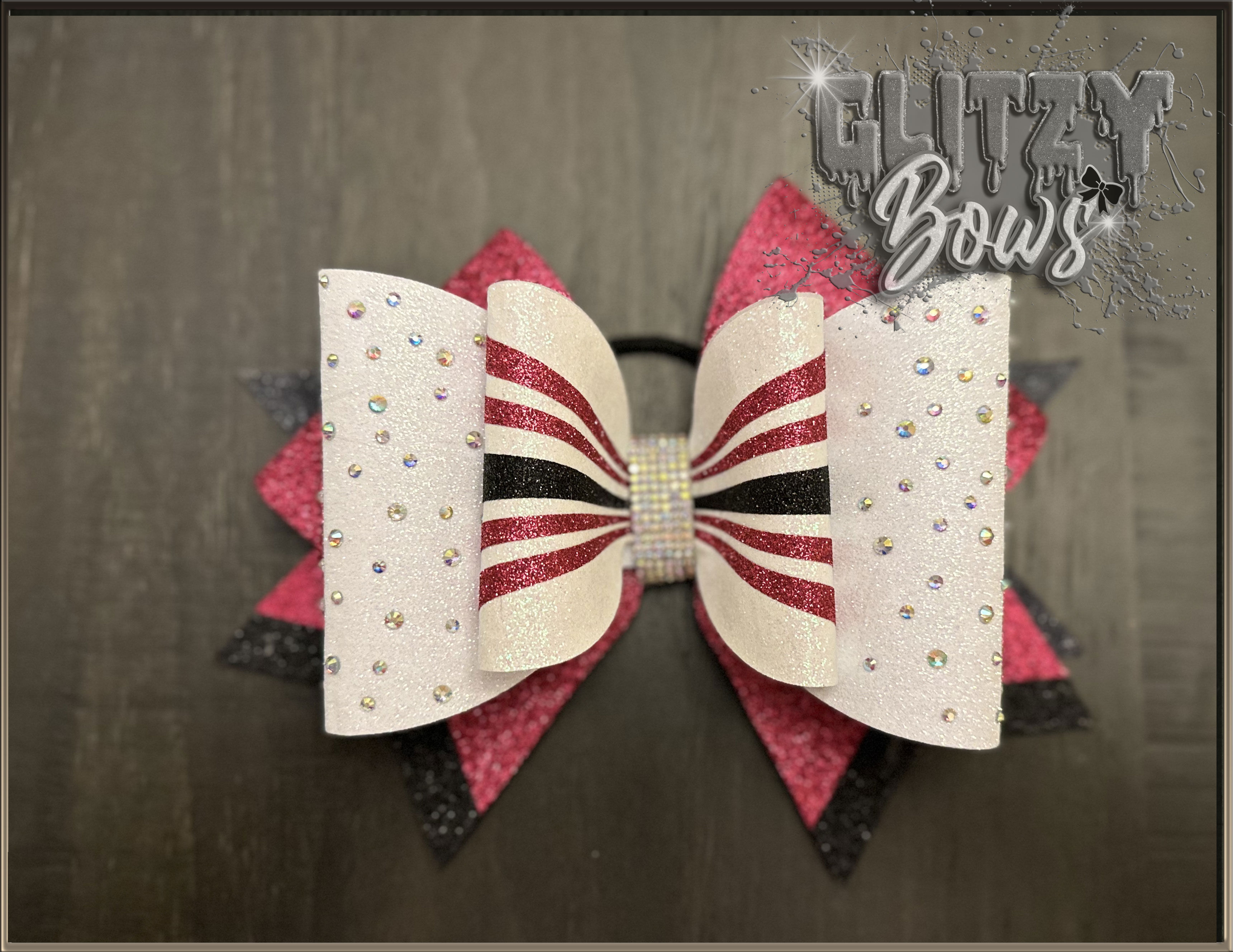 Pink Black and White 3 point