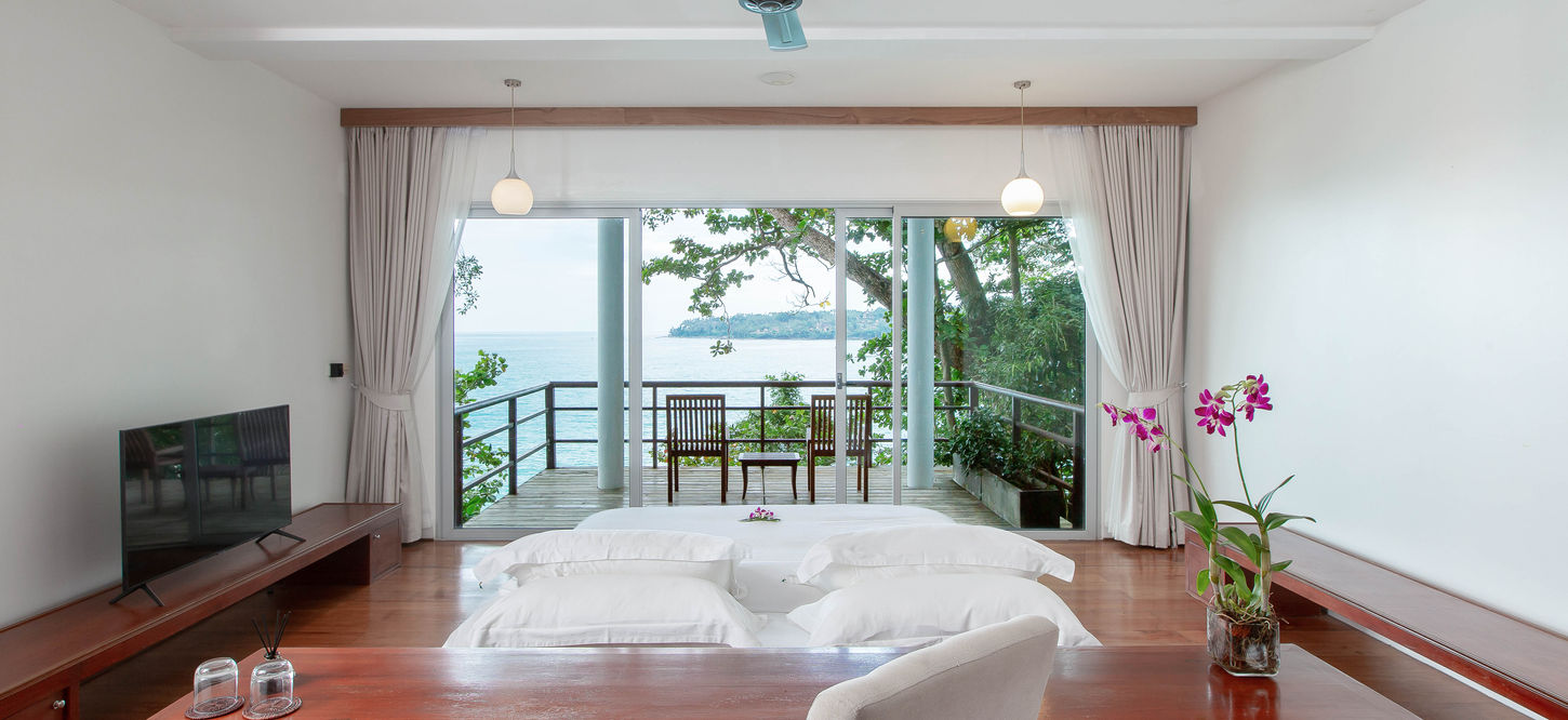 03 Guest Bedroom Laemsingh Villa 2_0028.jpg