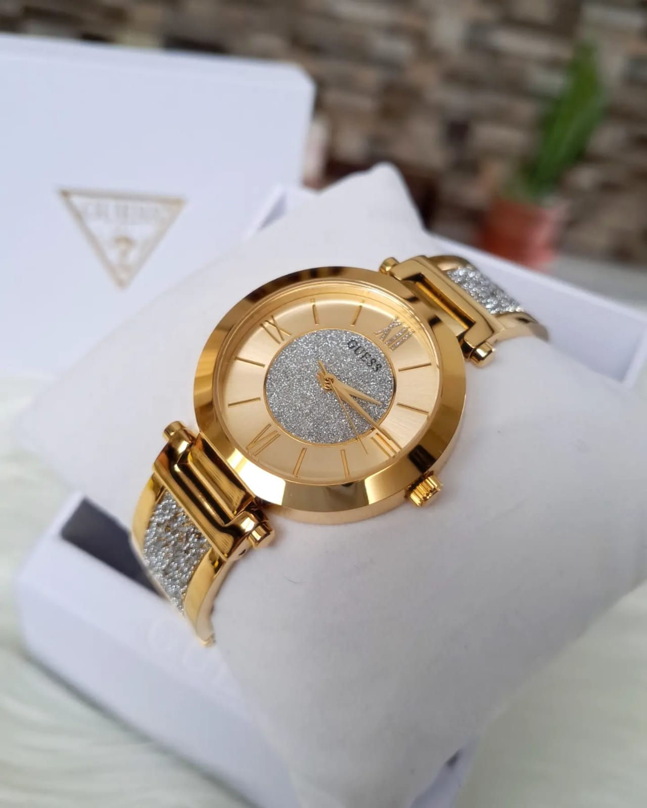 Guess 37 mm