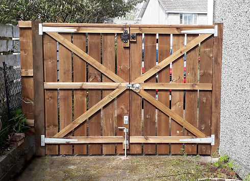 web_gate2.jpg