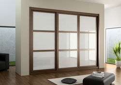 ARMARIO DE PUERTAS CORREDERAS (178)