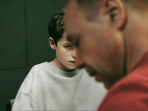 Em parceria com a Netflix, governo Britânico disponibiliza "Adolescência" Em escolas de todo o país
