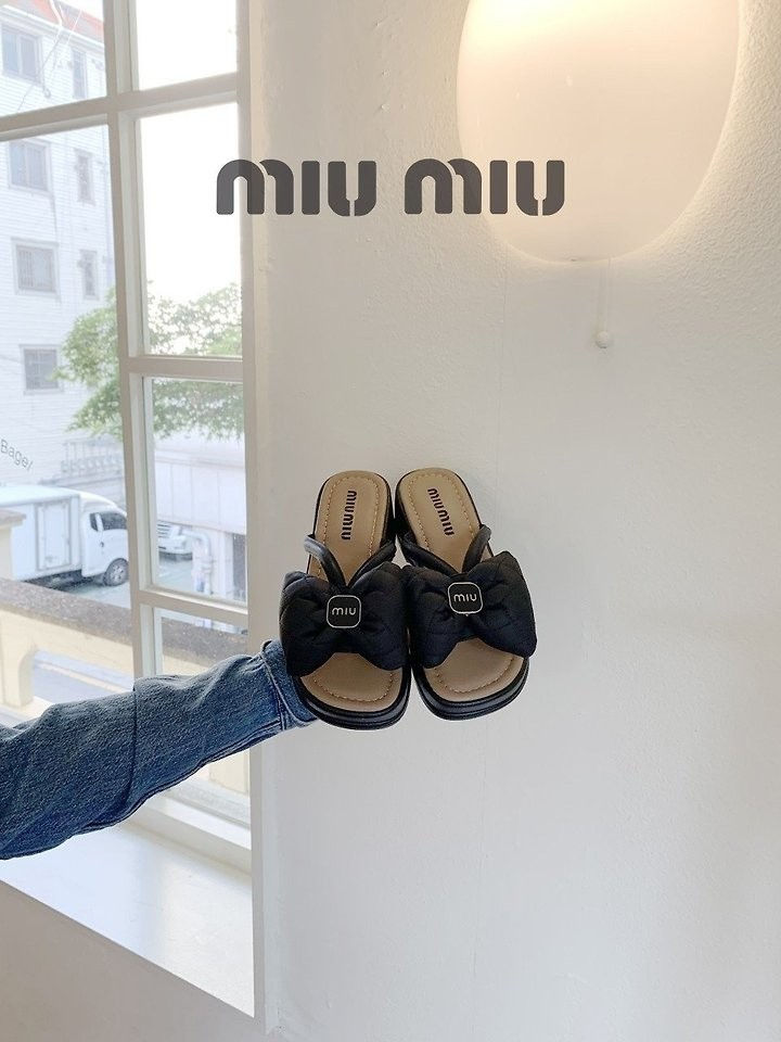 섬네일: [230-250] 미우미우 사각장식 가오리 쿠션 슬리퍼