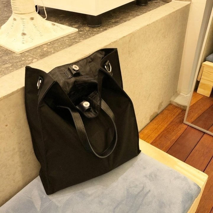 섬네일: 프라다 사각에코