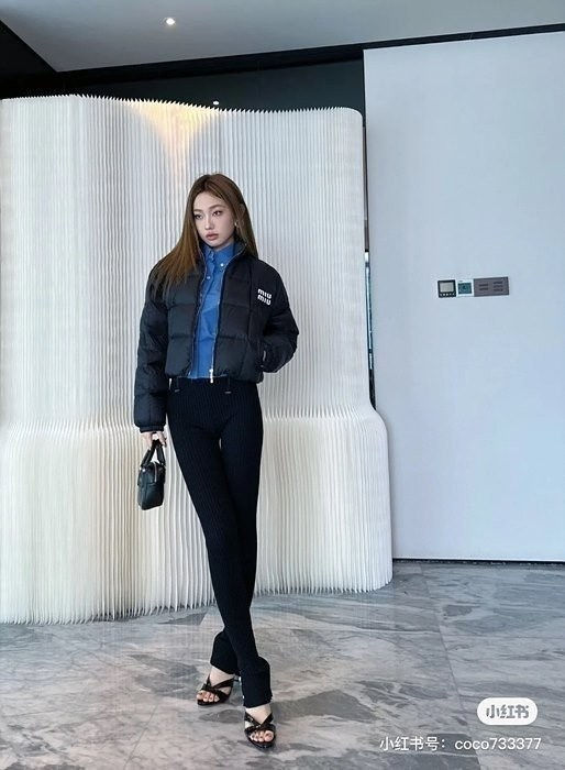 섬네일: 미우미우 숏 다운패딩