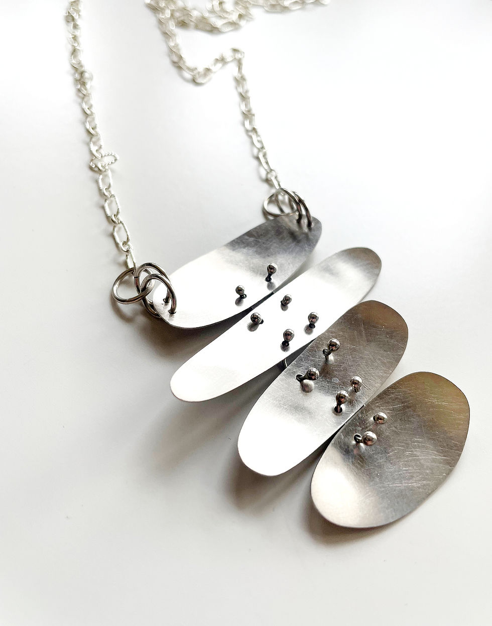 Thumbnail: Petals in a Row Necklace