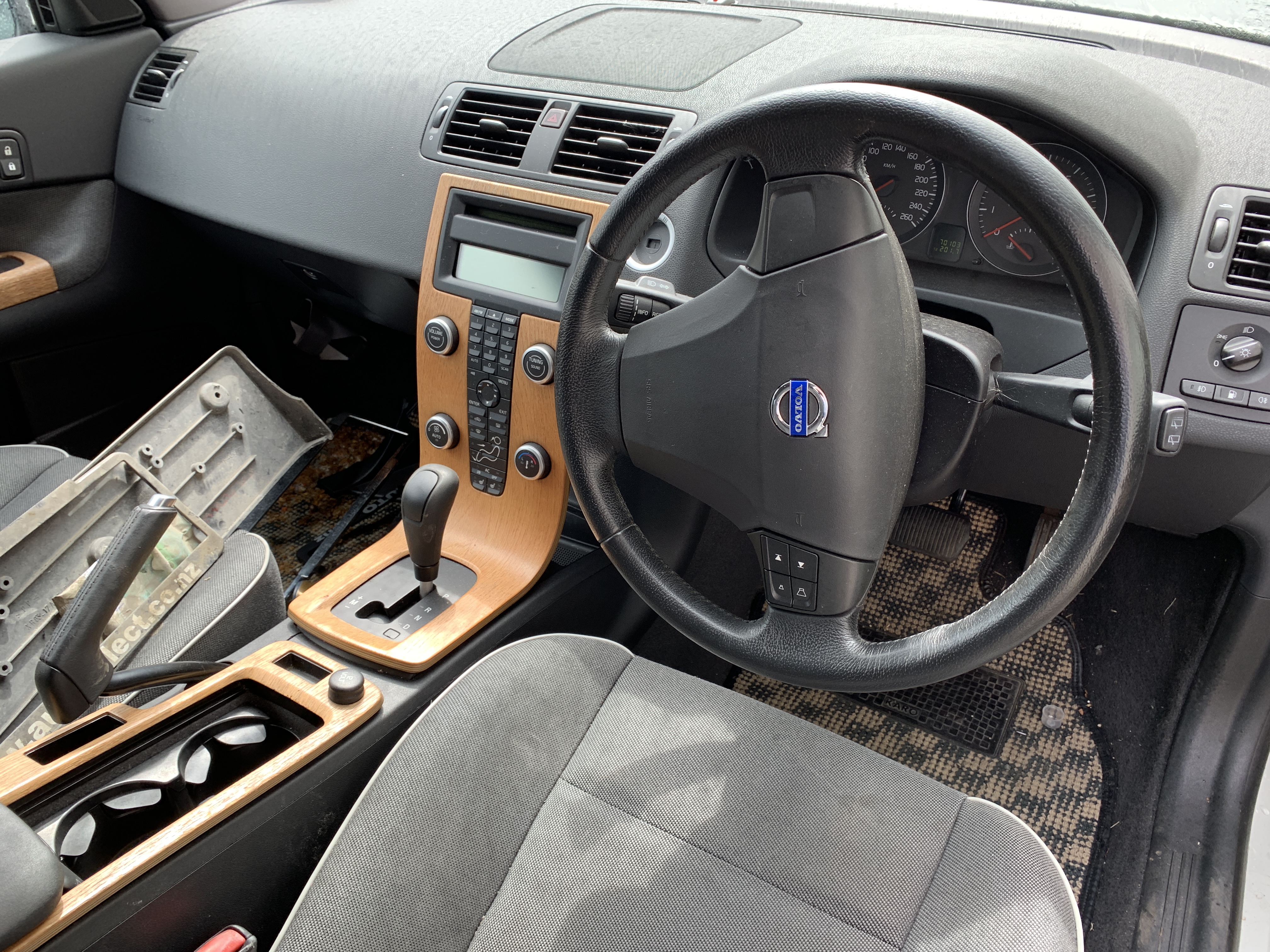 Запчасти volvo c30