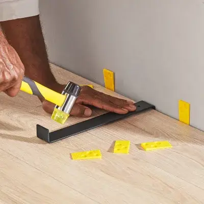 Floor Laying Pull Bar