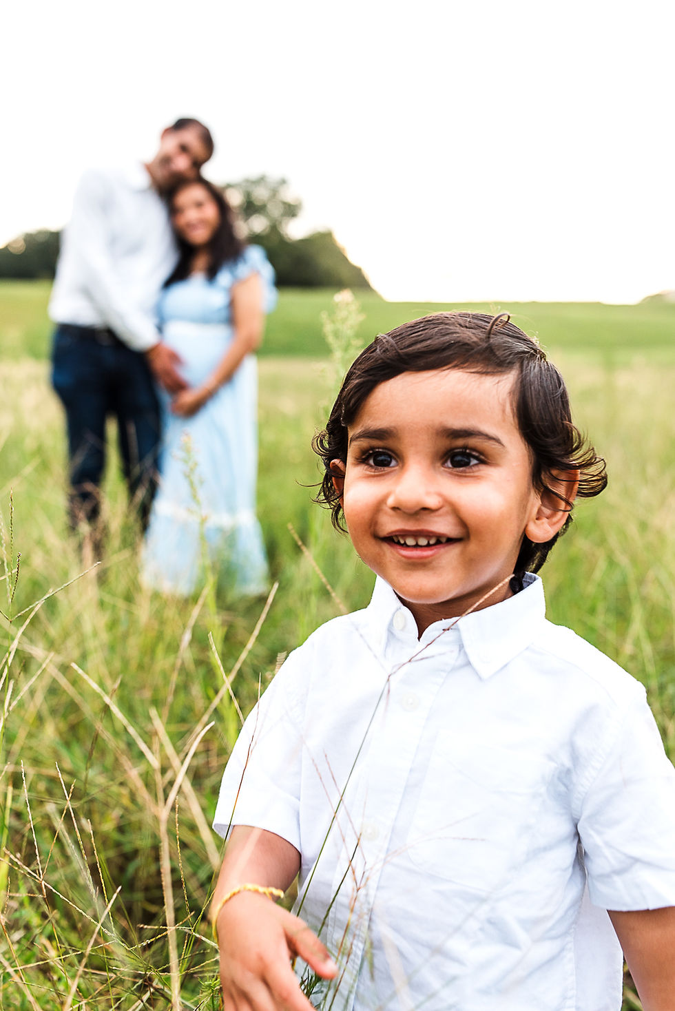 child smiling for family photography session in Warner Robins