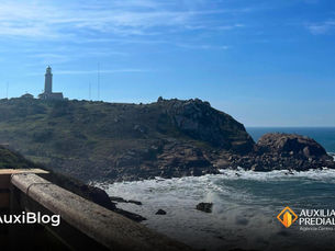 Farol de Santa Marta: conheça as praias e a história!