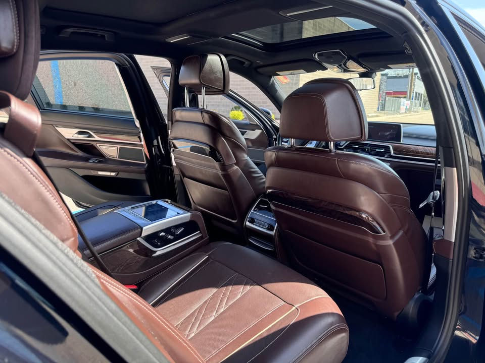 Thumbnail: 2017 BMW 750XI