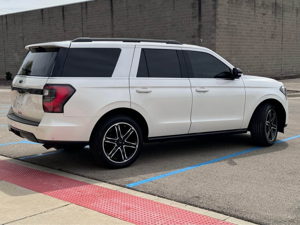 Thumbnail: 2019 Ford expedition Limited