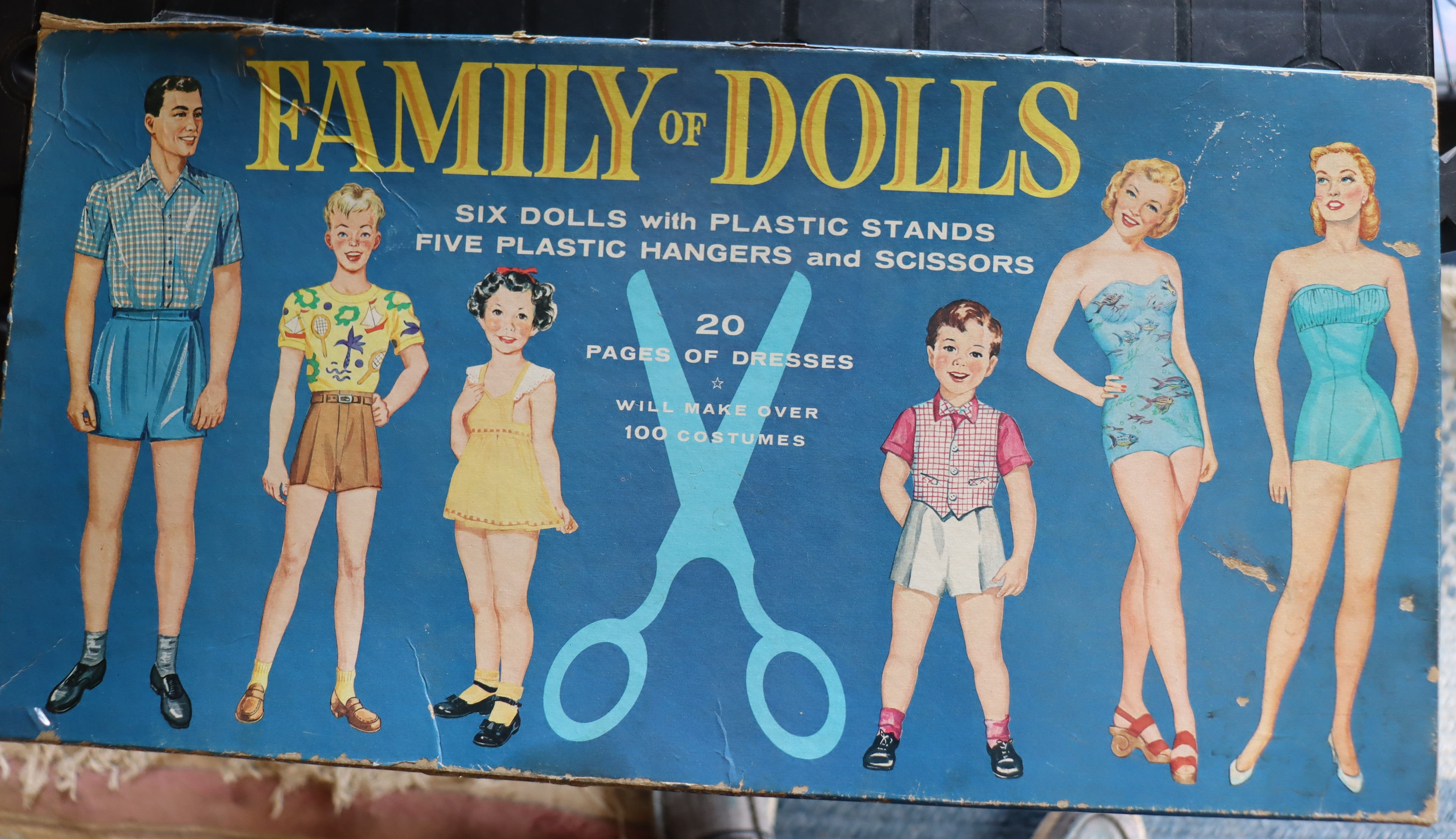Vintage family of paper dolls from the 1960s #4574 Western Printing