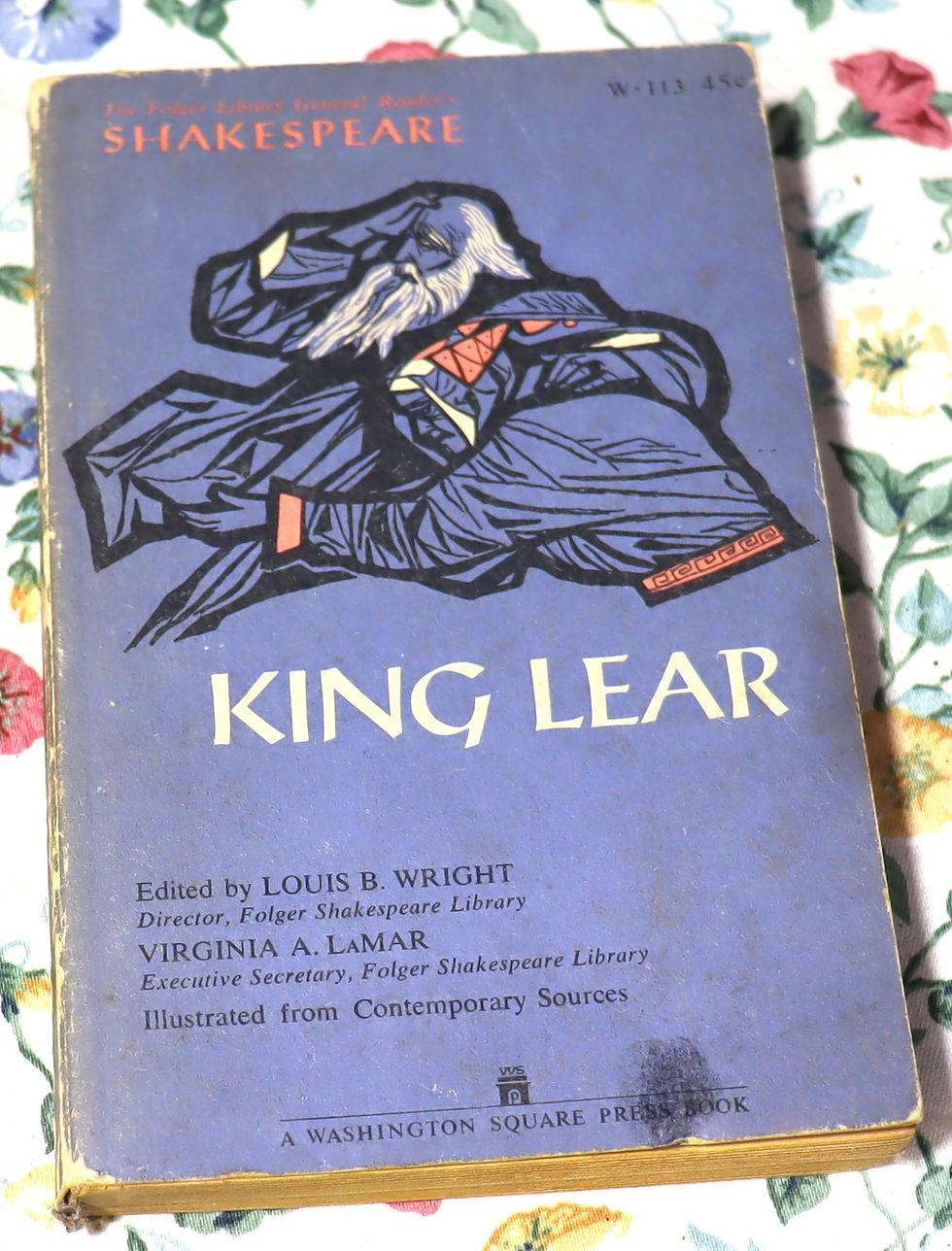 Thumbnail: King Lear  1957 Washington Square Press  Paperback.