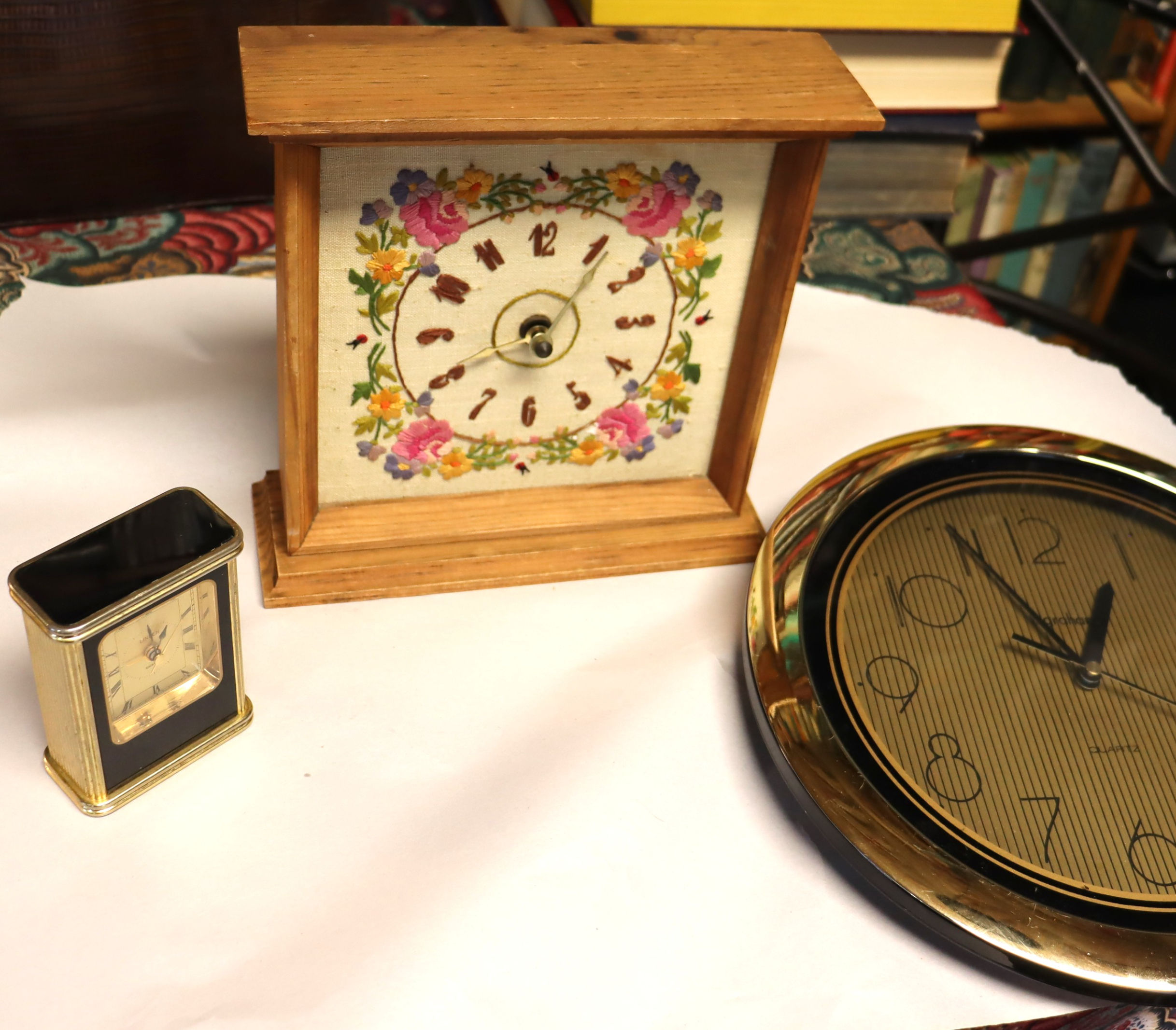 3 Untested clocks one price