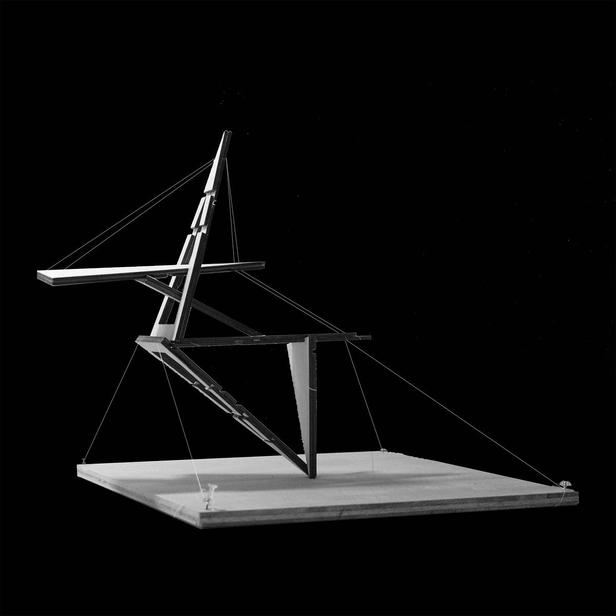 01_Model_BW.gif