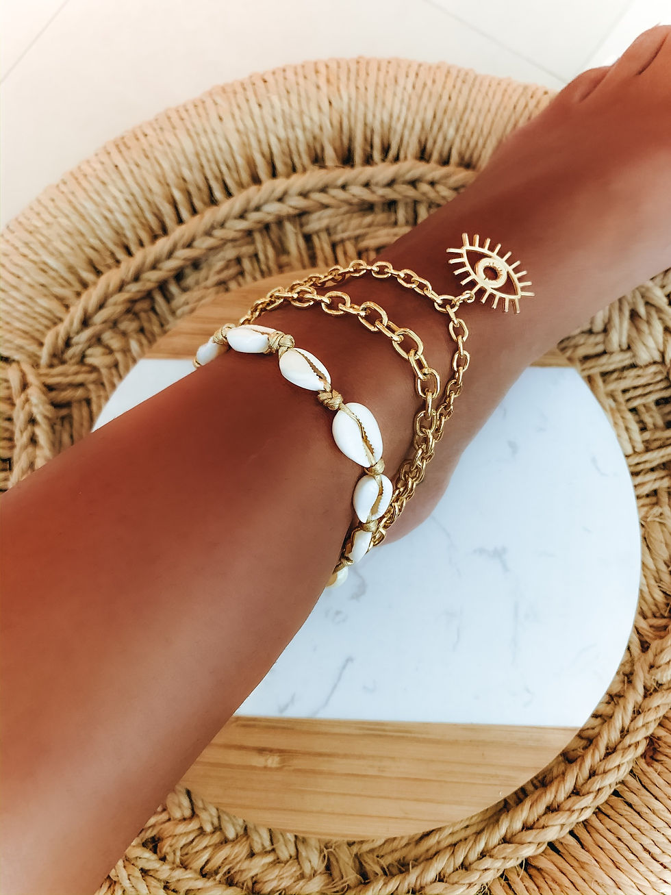 Miniatura: CHOKER/ TORNOZELEIRA BUZIOS FIO DOURADO